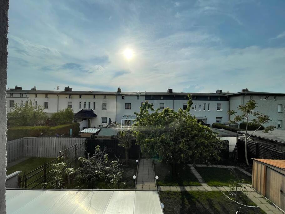 Schoenes Reihenhaus Mit Garten Magdeburg Kültér fotó